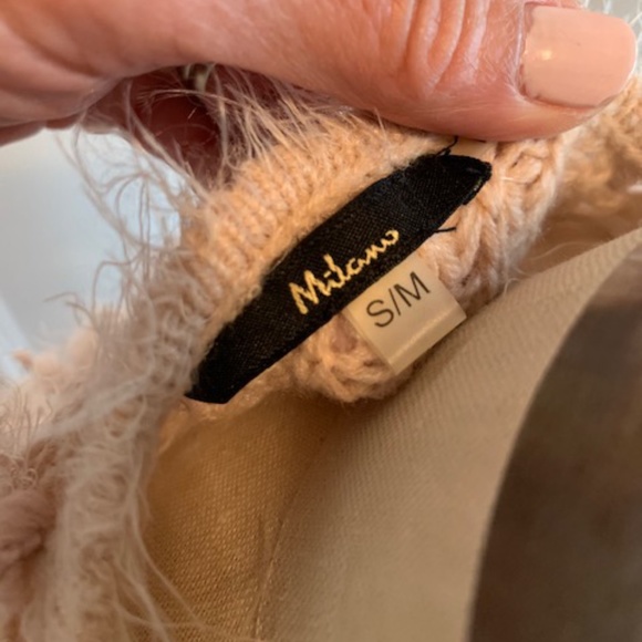 Shaggy Blush Colored Vest - Picture 9 of 12